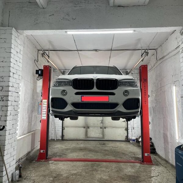 BMW X5 Balstiekārtas un dzinēja apkope